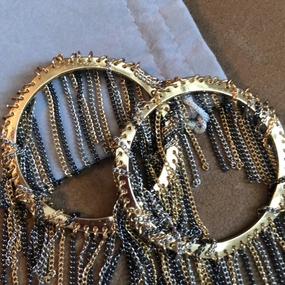 🆕Bebe dangle bracelets - Picture 2 of 2